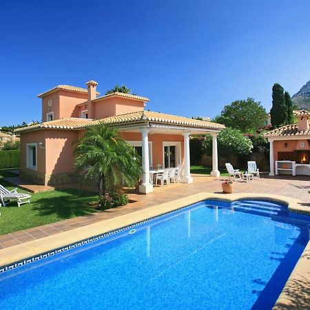 Villa Cuatro Soles By Family Homes دينايا المظهر الخارجي الصورة