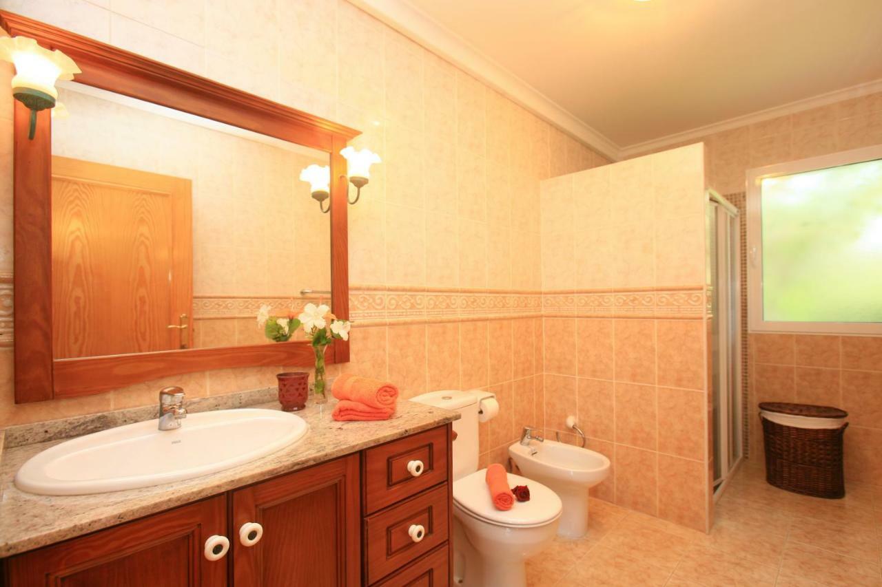 Villa Cuatro Soles By Family Homes دينايا المظهر الخارجي الصورة